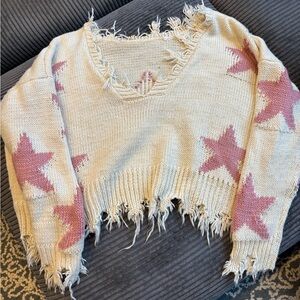 Storia Cream Knit V-Neck Sweater with Pink Star Pattern